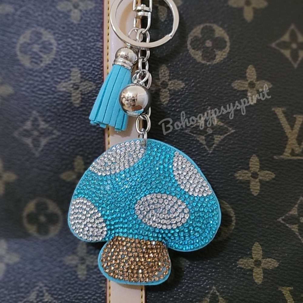 🍄 Mushroom Crystal Rhinestone Keychain Bag Charm With Blue Tassel